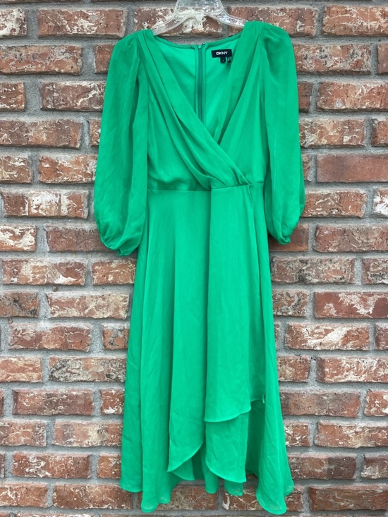 Dkny Dresses & Skirts - DKNY Emerald Green Chiffon Wrap Midi Dress